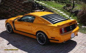 ford_mustang_16_GT_muscle_car
